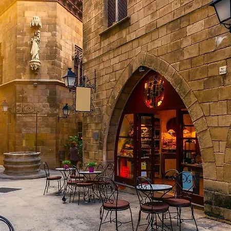 Canela Homes Charming Apartment Barcelona