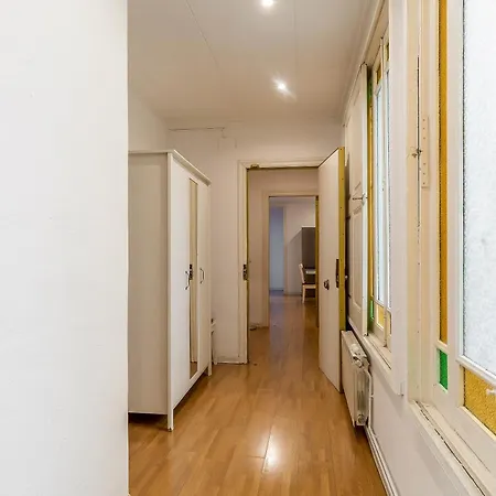 Canela Homes Charming Apartment Barcelona